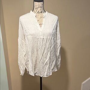 Elegant White Women's Top